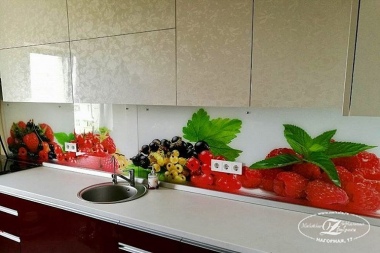 Фартук для кухни из стекла Фартук для кухни из стекла